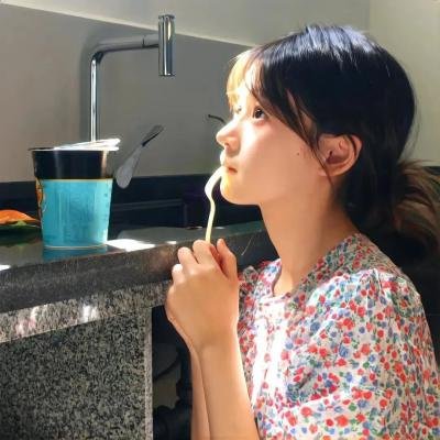 怪诞夏日